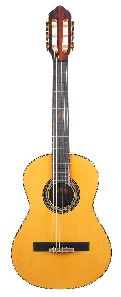 560 Series 3/4 Size Classical Guitar - Natural