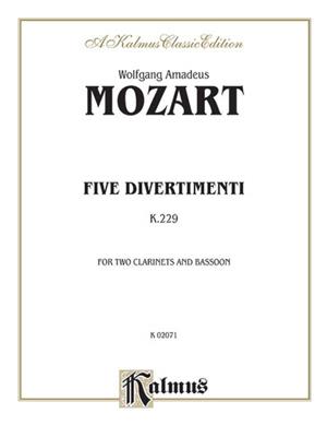 Wolfgang Amadeus Mozart: Five Divertimenti, K. 229: Holzbläserensemble