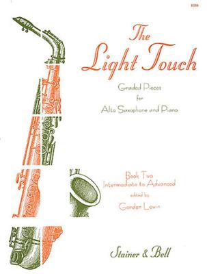 The Light Touch: Altsaxophon mit Begleitung